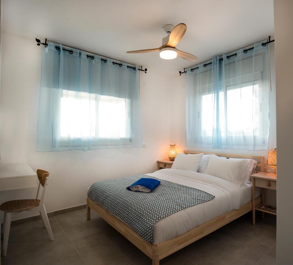 Argaman Beach Apartment Akko Exteriör bild